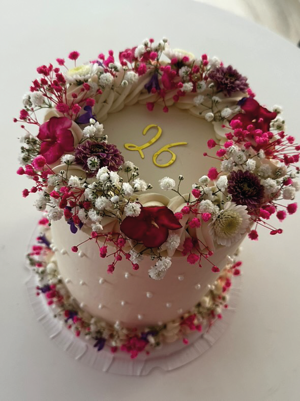 gateau aniversaire rose